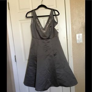 Melissa sweet dress gray NWT. Sz.8 $18